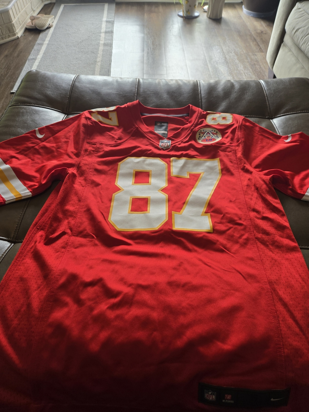 New NFL Kansas City Chiefs Red #87 Football Jersey with White and Gold Accents - Picture 2 of 3